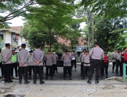Polres Lebak Laksanakan Pengamanan Audensi di Kantor KPU Lebak