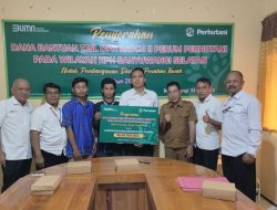 Perhutani KPH Banyuwangi Selatan Salurkan Dana Bantuan TJSL DPN kepada Pemdes Kebonrejo