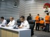 KPK Tahan Tiga Tersangka Kasus Dugaan Korupsi Pengadaan Lahan PTPN XI